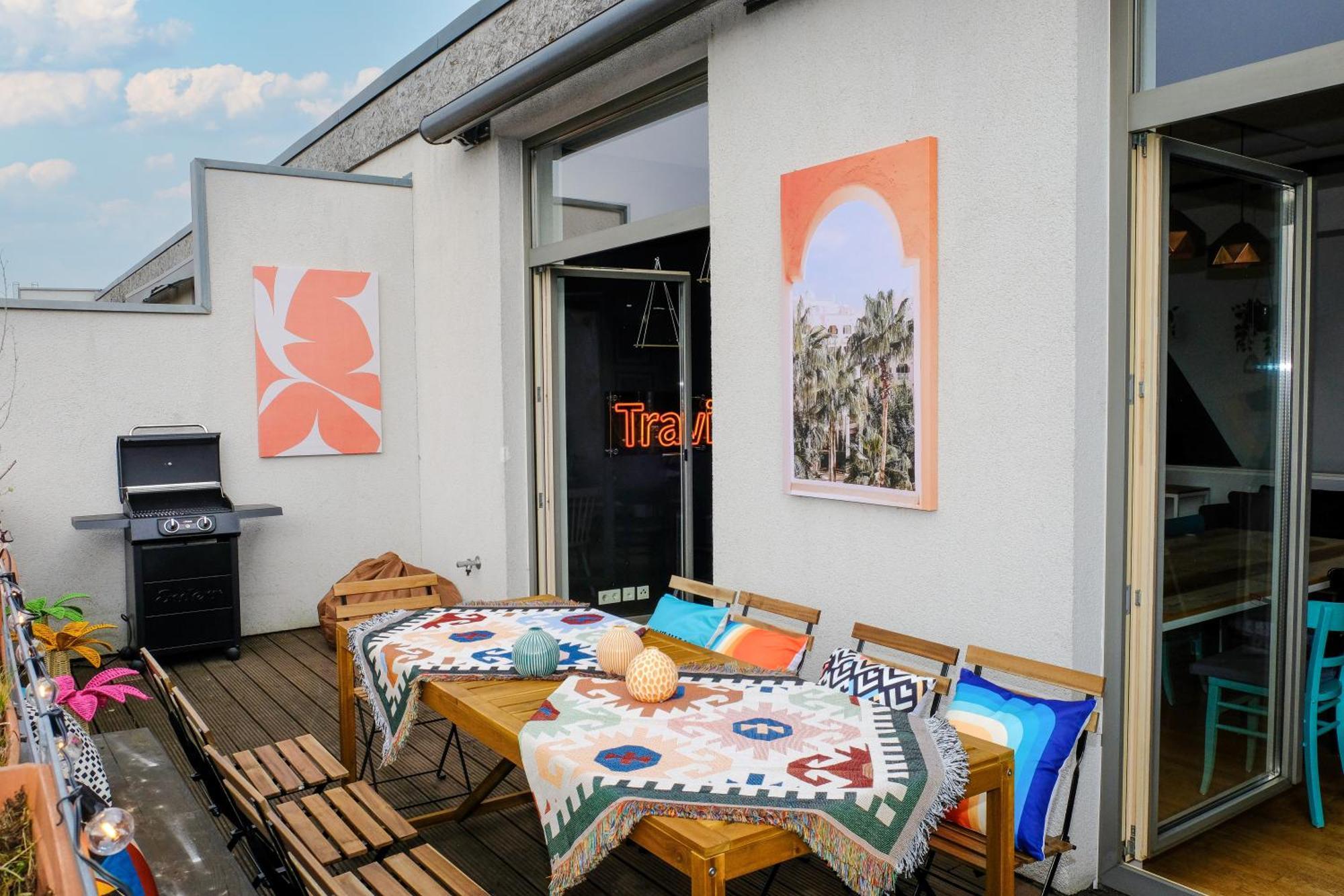 Roof&chill Loft I Overthetop 2-level I 170m2 I 2 Baeder I Bachelor I Familien I Gruppen I Events * Berlijn