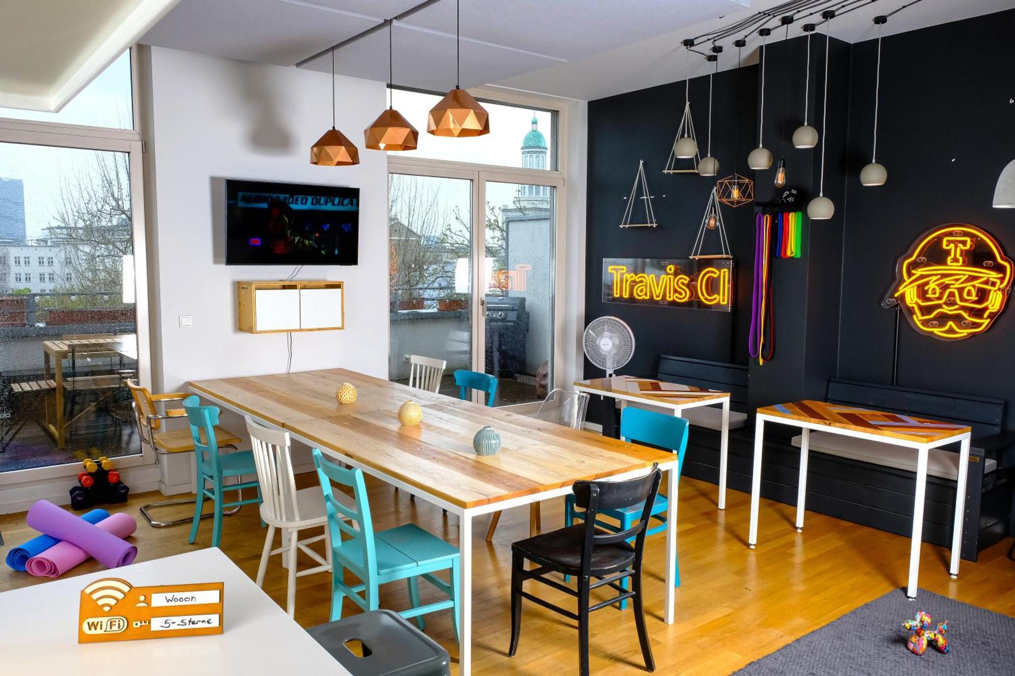 Roof&chill Loft I Overthetop 2-level I 170m2 I 2 Baeder I Bachelor I Familien I Gruppen I Events Appartement Berlijn