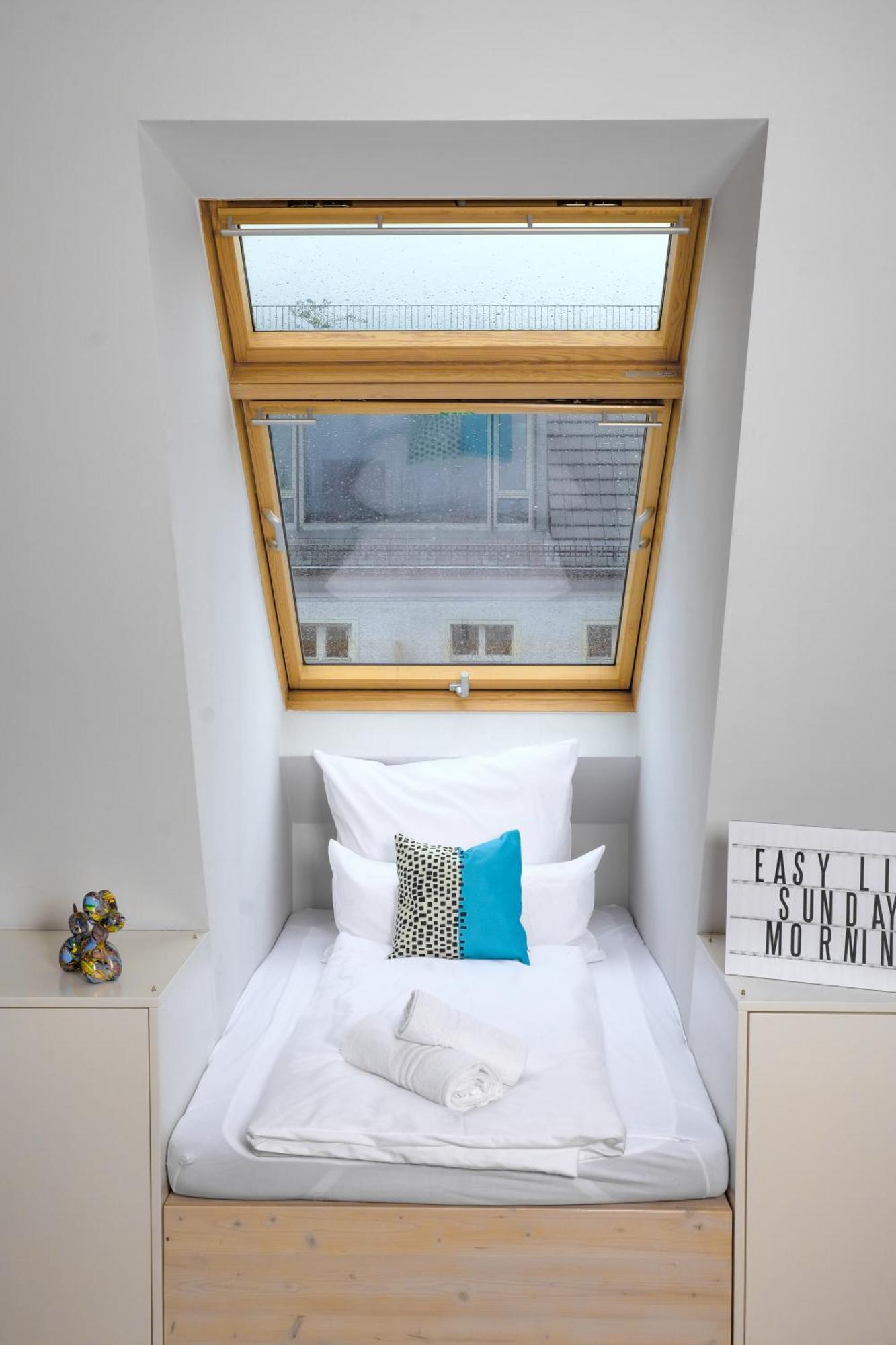Roof&chill Loft I Overthetop 2-level I 170m2 I 2 Baeder I Bachelor I Familien I Gruppen I Events Appartement *